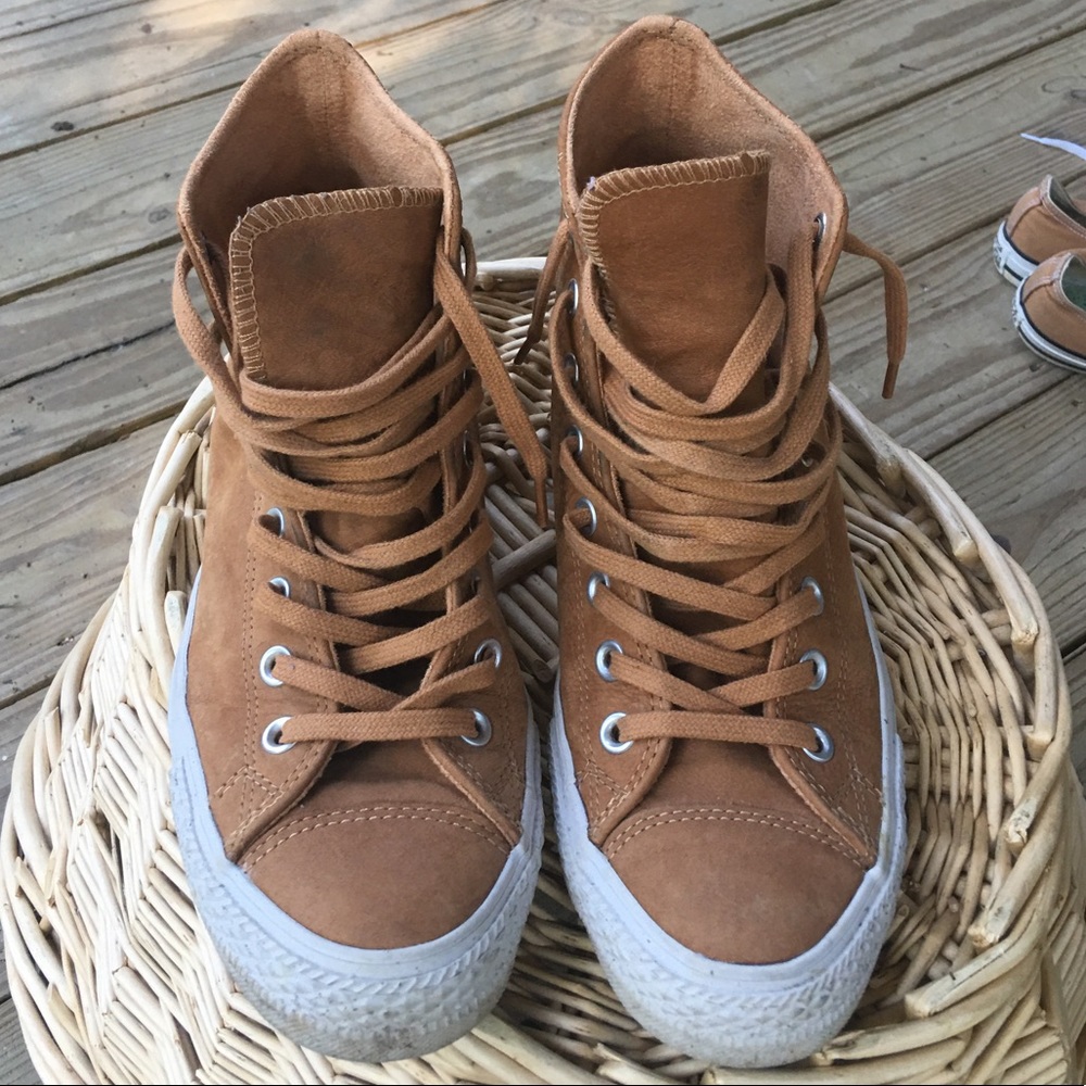 Converse high tops, suede 9.5